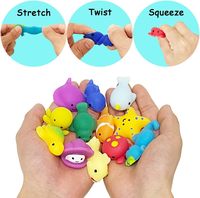 Jouets à presser créatifs sur le thème de Noël, mini jouets Kawaii en forme de dauphin et de baleine, jouets anti-stress, décorations de bureau, cadeau de Noël pour enfants