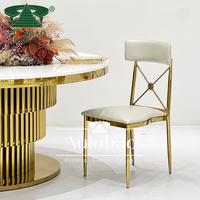 Chaises de banquet élégantes et modernes en acier inoxydable doré chromé pour restaurant commercial et mariage