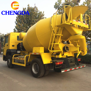 Sinotruk 4 <span class=keywords><strong>Sitom</strong></span> 4x2 Volumétrique 5 Tonnes Camion de Mélangeur Concret - Product Image 5