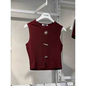 Top de punto sin mangas para mujer Fiori, rojo, minimalista, suave, para todas las estaciones - Product Image 1