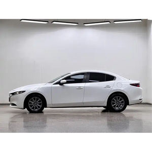 Venta caliente <span class=keywords><strong>Mazda</strong></span> <span class=keywords><strong>3</strong></span> Axela <span class=keywords><strong>2021</strong></span> Modelo 2.0L Transmisión <span class=keywords><strong>manual</strong></span> y automática con asientos de tela y neumáticos R16 Coche de combustible compacto - Product Image 3