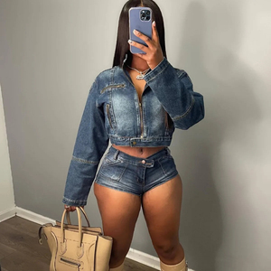 Vêtements de printemps pour femmes 2026 Nouvelle mode Ensembles deux pièces en jean pour femmes Ensemble court deux pièces <span class=keywords><strong>petite</strong></span> taille - Product Image 1