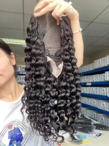 Venta al por mayor superventas cutícula alineada superonda 10 pulgadas cabello humano virgen transparente encaje frontal rizado pelucas