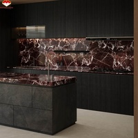 Grande dalle de marbre rouge Rosso Levanto de luxe pour îlot de cuisine, comptoir, meuble-lavabo de salle de bain, table à manger, salon, escalier, villa