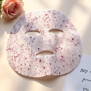 Maschera Viso Y129 con Petali di Rosa Liofilizzati Senza Acqua, Senza Additivi, in Tessuto Non Tessuto, Substrato Detox per la Pulizia della Pelle - Product Image 1
