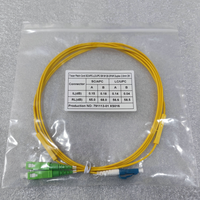 Câble de brassage fibre optique monomode multimode OEM d'usine avec lumière LED pour FTTH