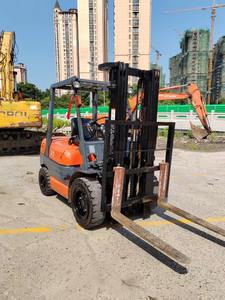 Chariot élévateur diesel Toyota à haut rendement à bas prix 4.5m 3T chariots élévateurs d'occasion Machine de transport de construction chariot élévateur de terrain - Product Image 5
