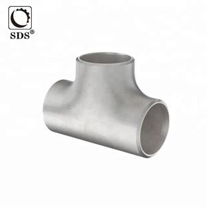 Raccords de tuyauterie en fonte à basse pression filetés BSP noirs avec surface peinte pour applications d'alimentation en eau et de gaz - Product Image 3