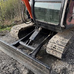 Mini pelles Hitachi ZX60 de 6 tonnes d'occasion avec une haute qualité et de faibles heures de travail Excavateur bon marché à vendre - Product Image 4