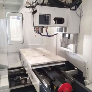 Máquina de Perforación y Fresado Vertical CNC Automática Universal con Control Fanuc para Metal, Nueva - Product Image 3
