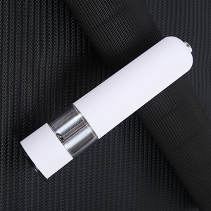 Moulin à sel et à poivre automatique portable Syh1278, à piles, pour herbes, vente en gros - Product Image 2