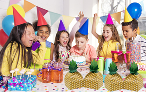 Scatole di Carta a Forma di Ananas per Caramelle, Bomboniere per Matrimoni, Confezioni Regalo per Feste di Compleanno per Bambini - Product Image 6