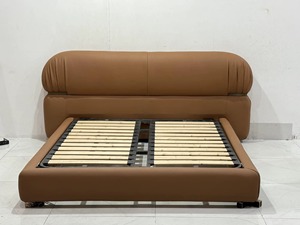 Modern Italian Style Elegant High-End Luxury 1.8m <b>Queen</b> Double <b>Bed</b> <b>with</b> Soft Upholstery <b>Storage</b> for Hotels and Master Bedrooms - Product Image 4