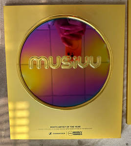 Plaque de trophée en métal en vente chaude, bouton de lecture, plaque personnalisée avec logo, récompense, plaque <span class=keywords><strong>YouTube</strong></span> - Product Image 2