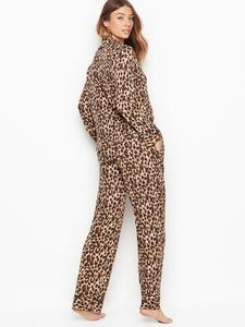 2020 più nuovo Modo di Disegno Caldo Romantico Dei Pigiami Delle Donne Degli Indumenti Da Notte di Raso Della Stampa Del Leopardo Sexy Dei Pigiami - Product Image 2