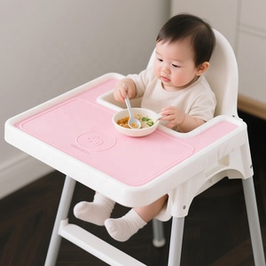 Tapis anti-éclaboussures en silicone personnalisé, sans BPA, imperméable et antidérapant, couverture complète pour bébés sous la chaise haute - Product Image 1