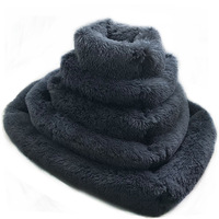 Lit pour chien en peluche douce et chaude de forme carrée, vente en gros par le fabricant