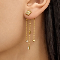 Anting-anting wanita mewah berlapis emas 18K PVD, baja anti karat 316L, desain bunga empat daun zircon, dengan detail tassel panjang, kelas atas.