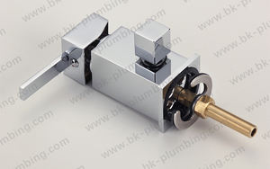 Смеситель для ванны из матового никеля, наполнитель для ванны с 3 отверстиями, широкое основание, кран для ванны с ручным душем - Product Image 6