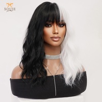 Perruque courte à ondulations d'eau noire et blanche Cruella Witch avec frange, moelleuse, naturelle, en fibre haute température transparente, pour femmes au quotidien