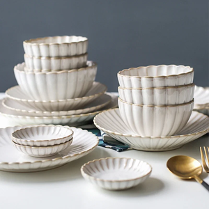 Assiettes à dîner en céramique nordique personnalisées par le fabricant, service <span class=keywords><strong>de</strong></span> table en céramique élégant, vaisselle en <span class=keywords><strong>porcelaine</strong></span> - Product Image 3