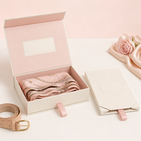 Boîte pliable personnalisée pour vêtements avec ruban de tirage pour emballage en papier de boutique, carton de luxe imprimé de qualité supérieure