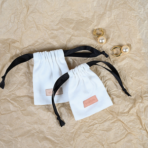 GLAMPKG Cotton Fabric Canvas Gift <b>Pouch</b> <b>Drawstring</b> Jewelry Storage <b>Drawstring</b> Bags <b>Pouches</b> with Microfiber Embossed Logo - Product Image 2