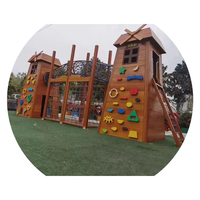 Aire de jeux miniature en bois et acier pour enfants, équipement de divertissement extérieur pour jardin et usage résidentiel