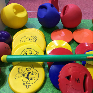 Equipo de atletismo de campo de pista Junior Javelin para niños, jabalinas primarias de espuma suave seguras para deportes escolares y equipo deportivo - Product Image 1