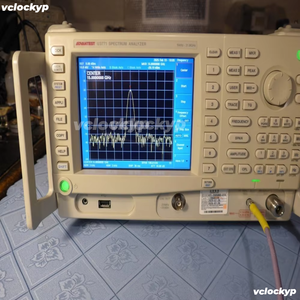 Analyseur de spectre Advantest U3771 9kHz – 31,8GHz avec référence opt.20 OCXO - Product Image 6