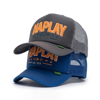 Casquettes de camionneur en mousse à 5 panneaux OEM de haute qualité pour hommes, avec impression 3D en relief et logo personnalisé