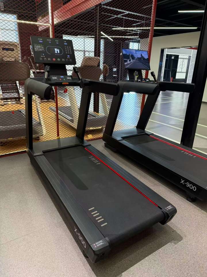 2025 Newly Developed Rotary Sceen Treadmill Commercial Use 3.0HP Gym ...