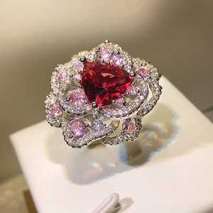 แหวนเพชรคาร์บอนสูงทรงเจียระไนแบบน้ำแข็ง ประดับพลอยสี วงเปิด-ปิด แฟชั่นเครื่องประดับผู้หญิง ขายส่ง - Product Image 2