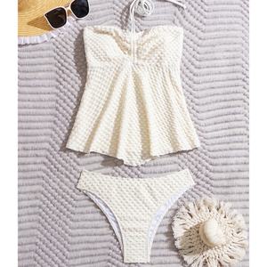 Maillot de bain 2 pièces pour femme, style bandeau torsadé sans bretelles, coupe coquine, uni, à lacets, avec logo 3D personnalisé, faible MOQ, échantillon gratuit - Product Image 1