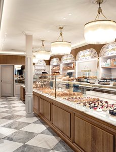 Vetrina Espositiva Commerciale Multilivello con Illuminazione LED e Telaio in Lega di Alluminio per Pasticcerie Avanzate - Product Image 2