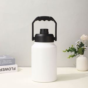 Bouteille d'eau isotherme en acier inoxydable de 64 oz et 128 oz, avec poignée et couvercle à paille - Product Image 3