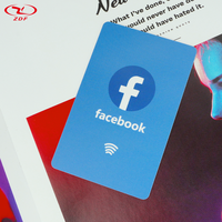 Muestra gratuita de código QR personalizado Tap Business Ins Facebook Social Media RFID Card NFC Google Review Card