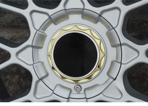 Rines de Aleación de Aluminio de 15 y 17 Pulgadas para Autos, Modificados para Usar con Fit, Santana, Jetta y Sail - Product Image 5