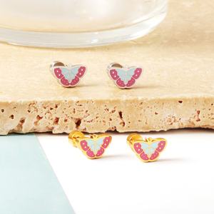 Boucles d'oreilles en acier inoxydable de bonne qualité pour enfants, animaux mignons, hypoallergéniques, boucles d'oreilles émaillées pour enfants, bijoux personnalisés pour enfants - Product Image 3