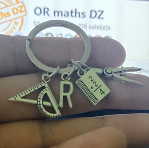 Portachiavi Minimalista in Lega di Zinco con Righello e Bussola a Cartone Animato, 26 Lettere, Semplice, Commemorativo per la Festa degli Insegnanti, per lo <span class=keywords><strong>Studio</strong></span> degli Studenti - Product Image 3