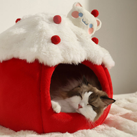 Lit pour chat en forme de gâteau de Noël, coussin amovible, nid douillet et chaud pour animaux de compagnie, lit pour chat mignon pour chats et petits chiens