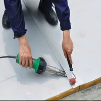 Membrane d'étanchéité TPO autocollante blanche et grise pour toiture, en rouleau, renforcée pour toiture commerciale