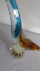 Petite figurine d'oiseau en verre soufflé rouge, thème animal, décoration artistique de Noël et plus encore, artisanat en verre soufflé fait main du Rajasthan - Product Image 2