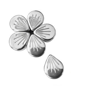 Glaçons en métal à la fleur de cerisier, glaçons en acier inoxydable, glaçons réutilisables, pierre à whisky, refroidissement des boissons, <span class=keywords><strong>roc</strong></span> - Product Image 1