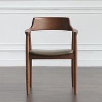 Chaise de salle à manger moderne en bois de frêne massif, fauteuil de luxe avec coussin en cuir, chaise enveloppante minimaliste à dossier bas, mobilier pour restaurant et hôtel