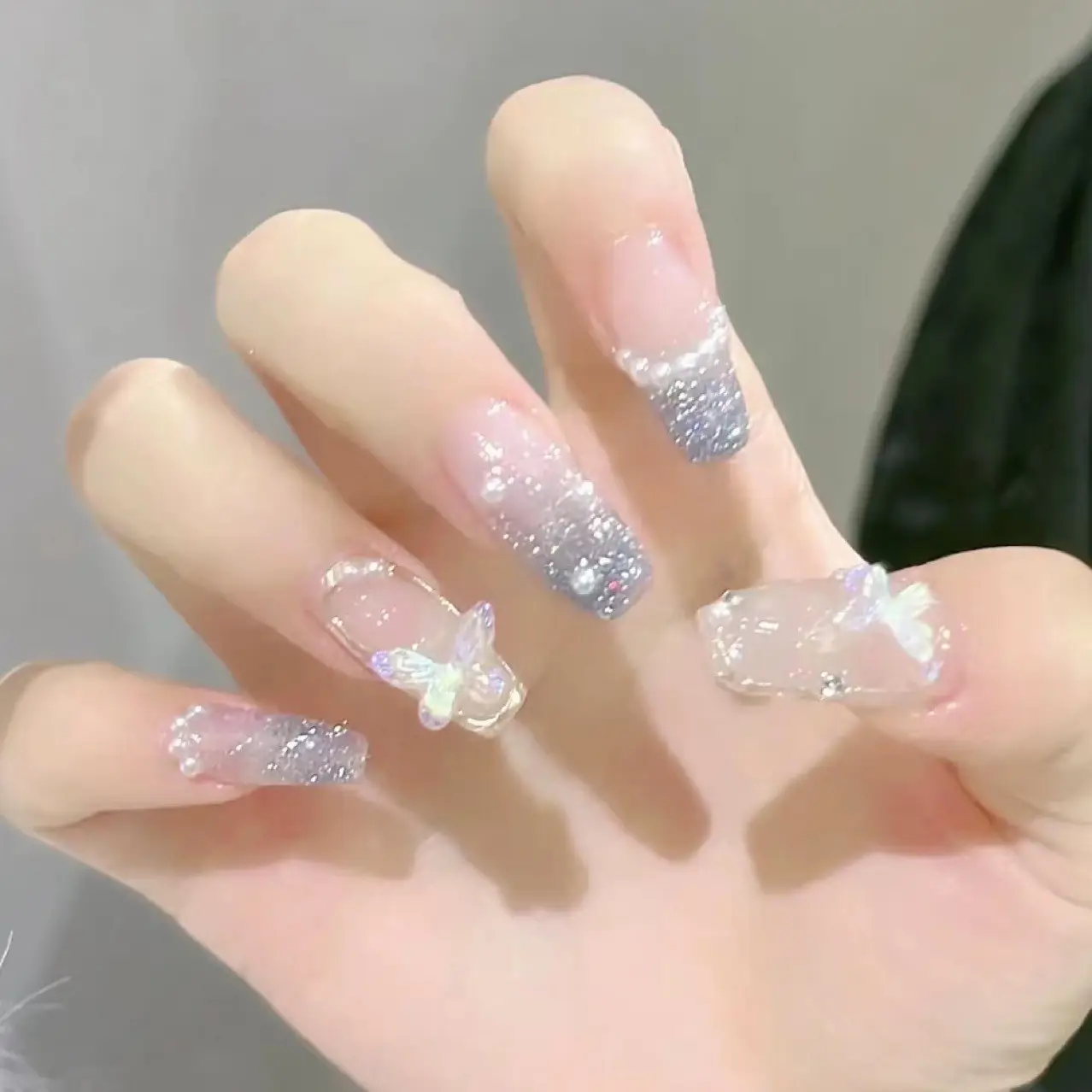 Succsion Factory Venta al por mayor 51 tipos de uñas artificiales Super Shining Diamond Butterfly Long Press On Nails para la belleza