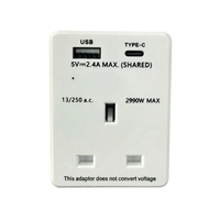Adaptateur de prise britannique/européenne compact 13A robuste avec USB-A + USB-C 5V 2.4A MAX, approuvé PC UKCA CE RoHS pour ordinateur portable et voyage