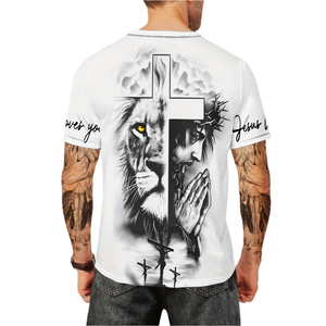 T-Shirt da Uomo all'Ingrosso con Stampa di Leone su Sfondo Bianco ed Elementi a Croce, Stile Fede e Selvaggia - Product Image 2