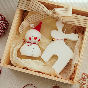Vela de Navidad con Forma de Reno, Aromática, de Parafina, Decoración para Regalo - Product Image 2