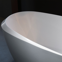 Baignoire de salle de bain moderne autoportante en acrylique pur Baignoire ovale de massage à l'air de couleur blanche personnalisée